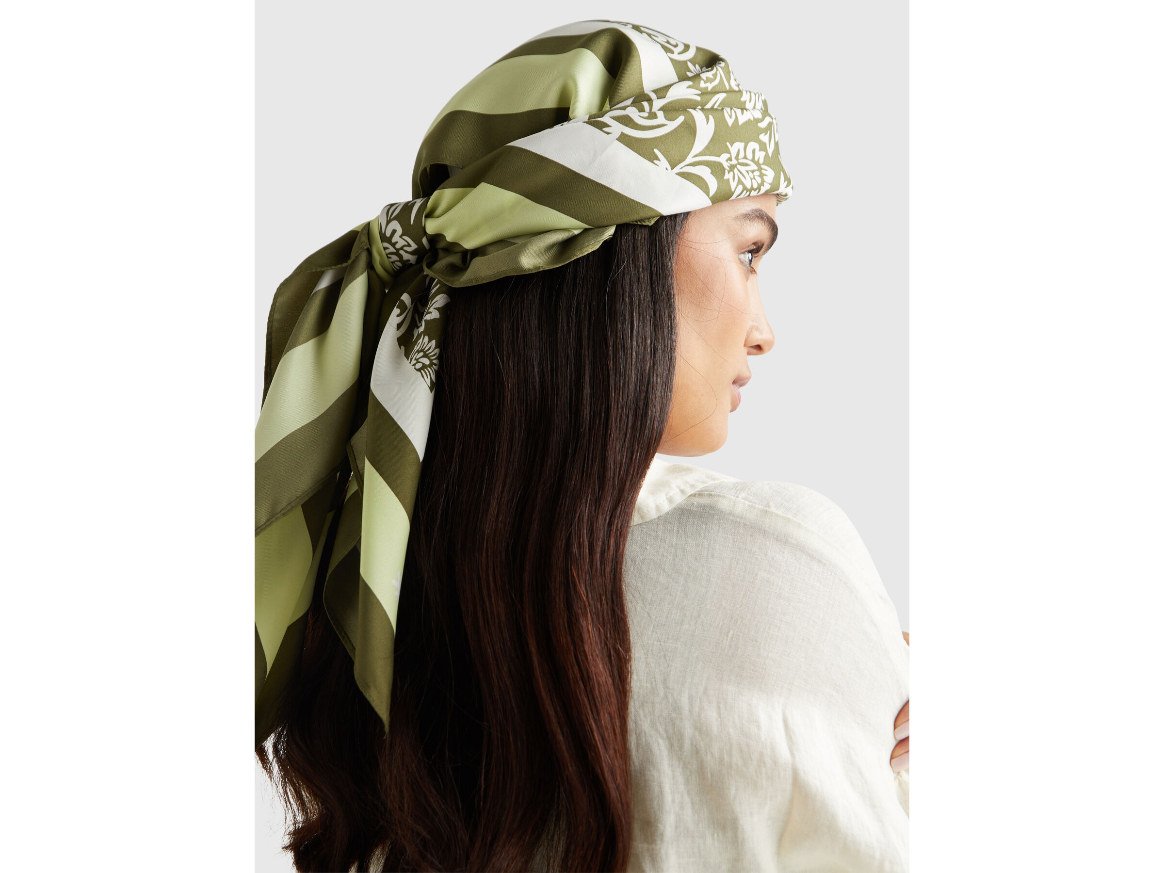 SQUARE SCARF Women image number 2